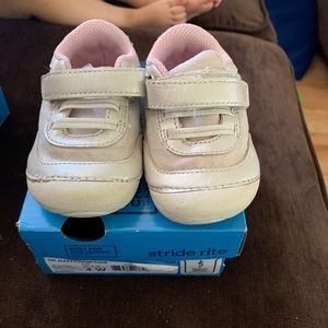 Baby girl sneaker 4w